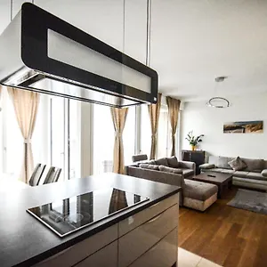 Hochwertig Im Herzen Stuttgarts Apartamento