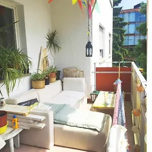 Check-in Central 4-bedroom 100m2 Stuttgart