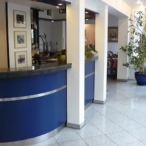 Mirage Zentrum Szálloda