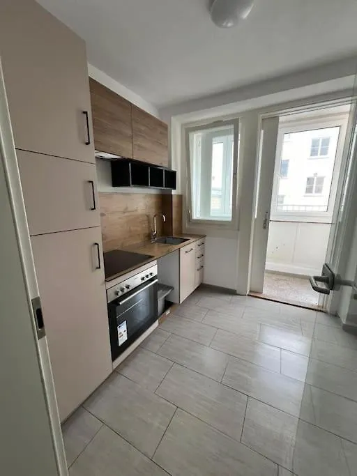 Stuttgart-Mitte 5 Min. Zu Fuss Apartment  Stuttgart