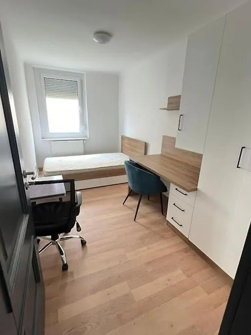 Stuttgart-Mitte 5 Min. Zu Fuss Apartment 0*, Stuttgart Germany